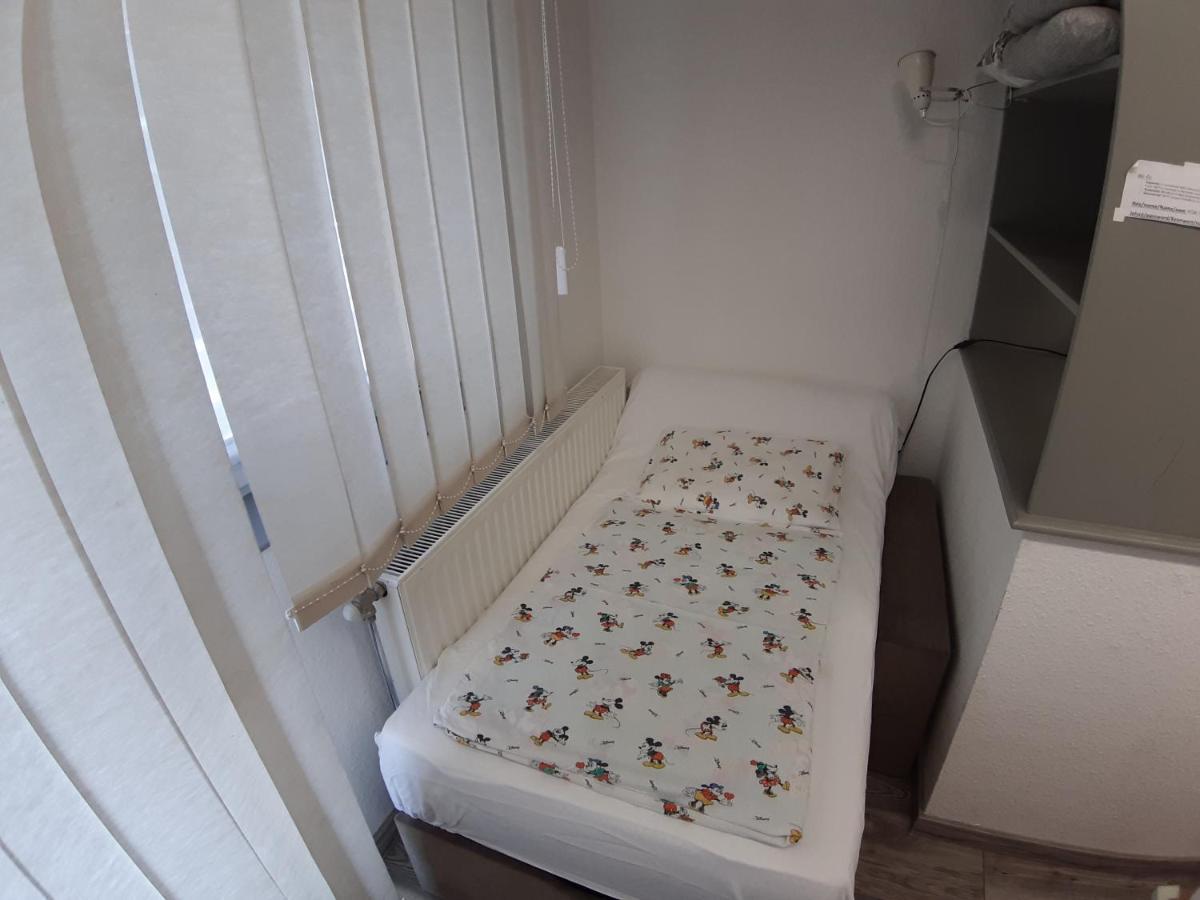 Appartamento Foki Apartman Siófok Esterno foto